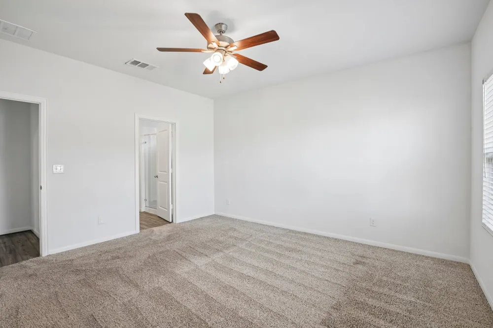 108 Katie Elder Drive Jarrell, TX 76537