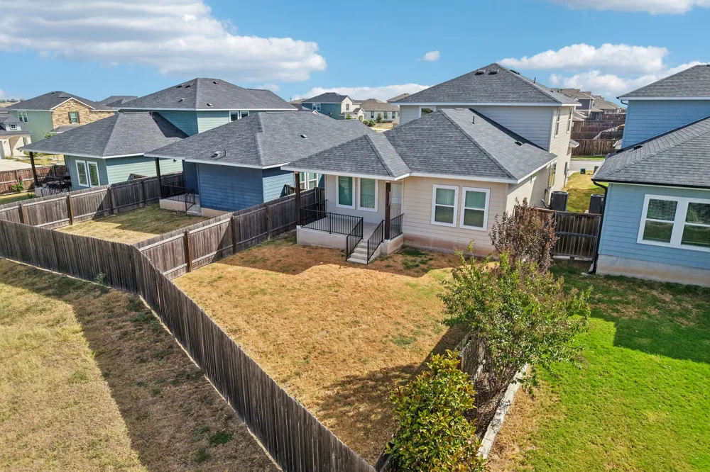 108 Katie Elder Drive Jarrell, TX 76537