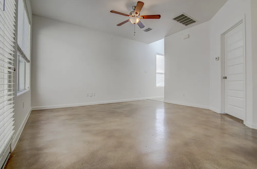 1904 Tramson Drive #95C Austin, TX 78741