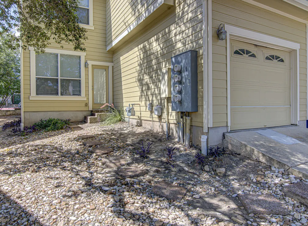 1904 Tramson Drive #95C Austin, TX 78741
