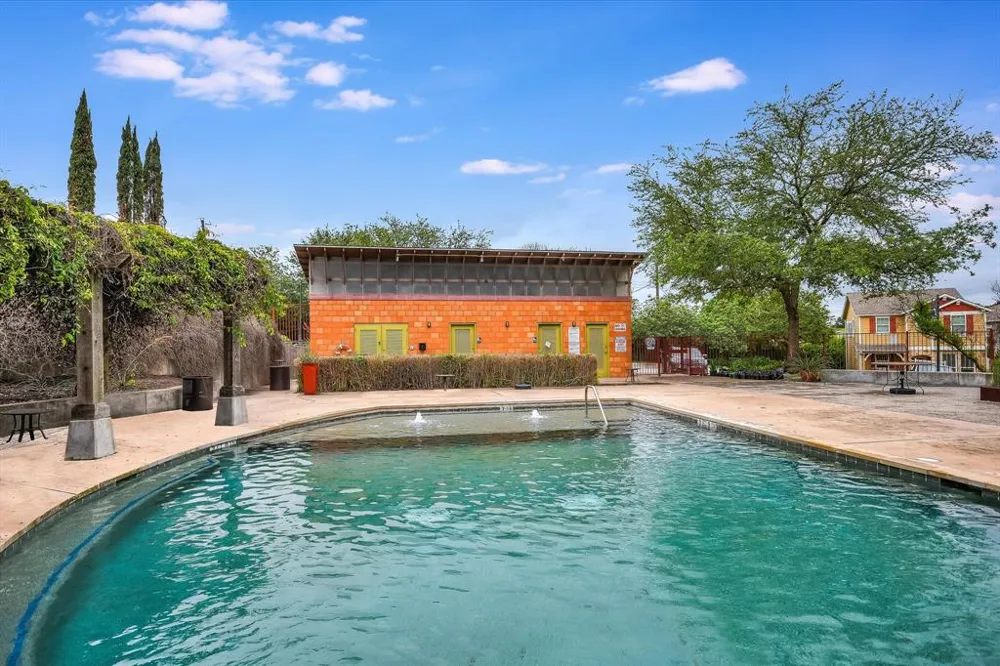1904 Tramson Drive #95C Austin, TX 78741