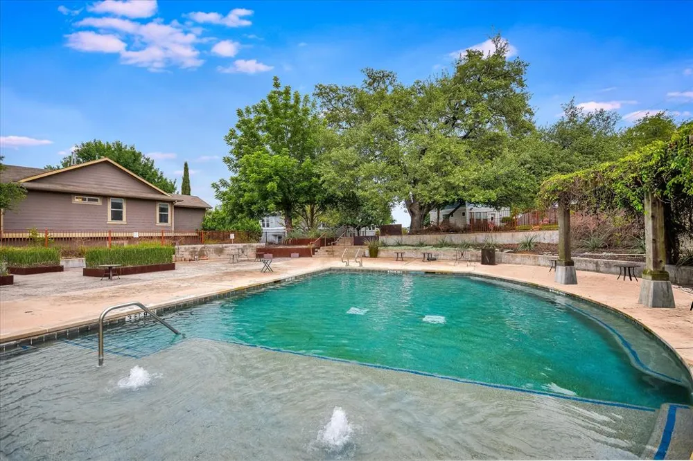 1904 Tramson Drive #95C Austin, TX 78741