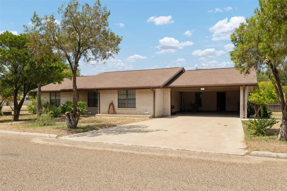 901 Vista Hermosa Edinburg, TX 78539