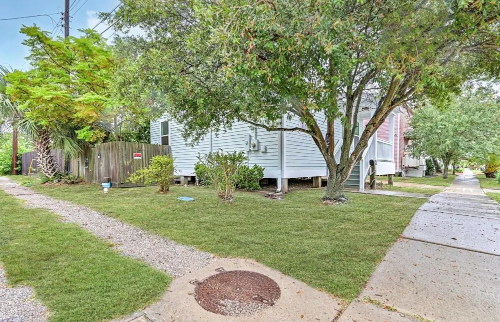 2311 Mary Moody Northern Street Galveston, TX 77551
