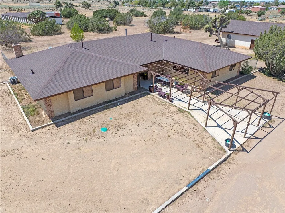 9448 Braceo Oak Hills, CA 92344