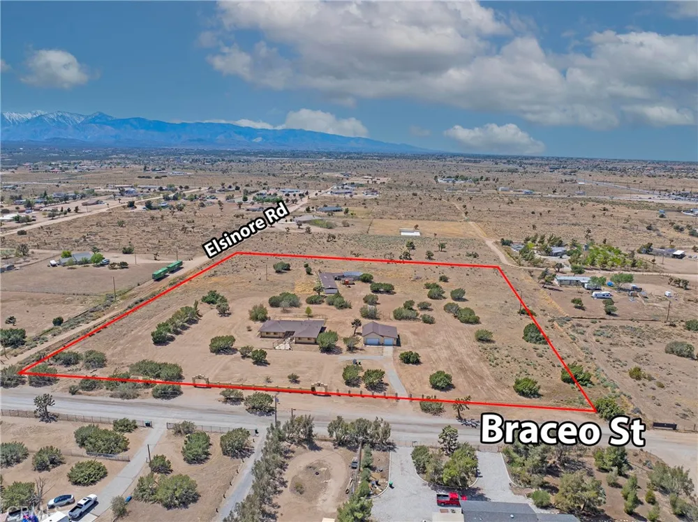9448 Braceo Oak Hills, CA 92344