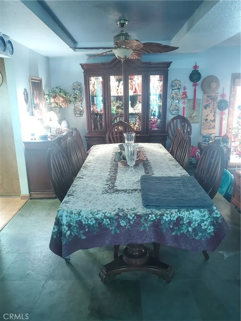 9448 Braceo Oak Hills, CA 92344