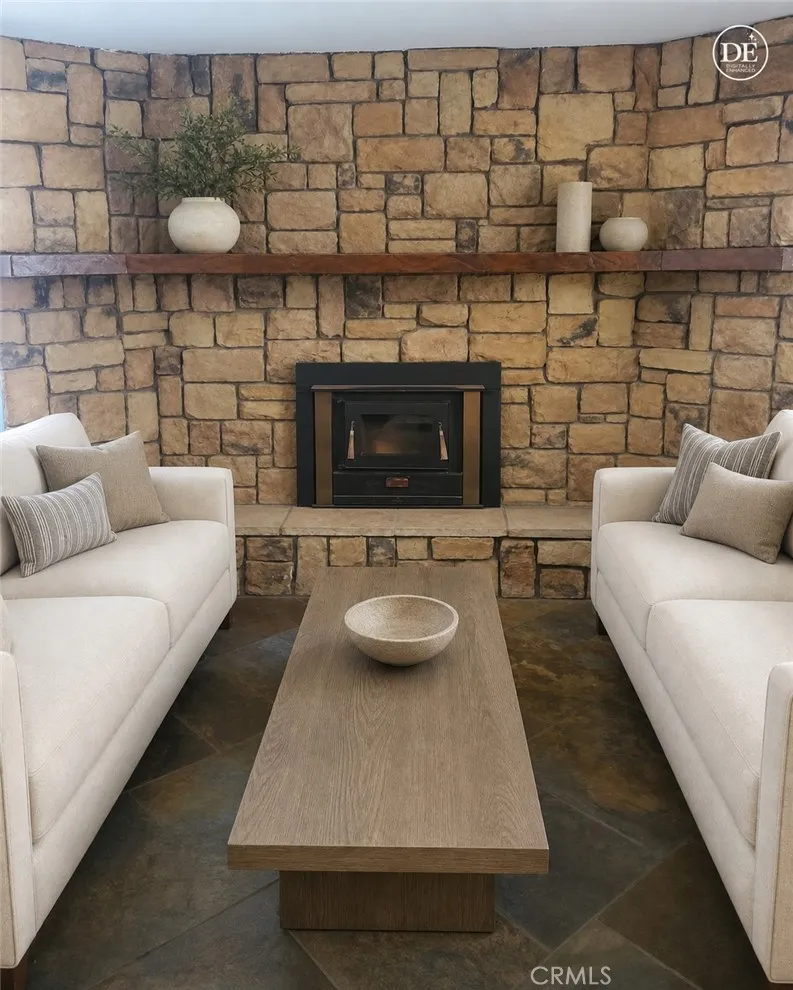 9448 Braceo Oak Hills, CA 92344