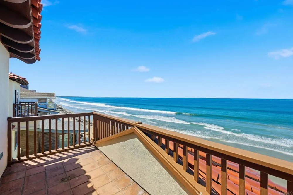 1939 S Pacific Street Oceanside, CA 92054