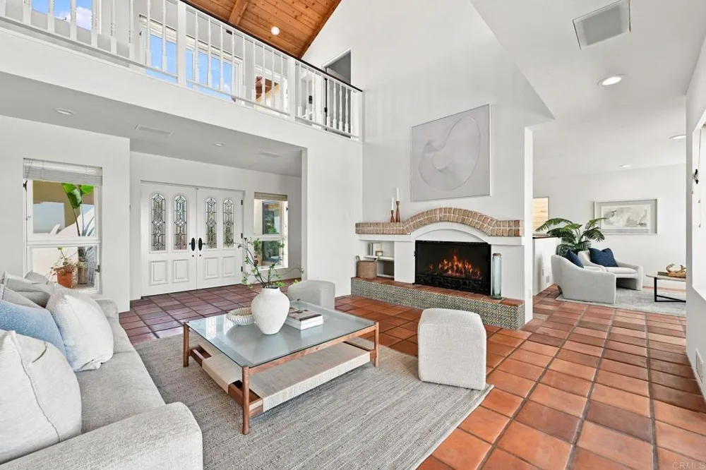1939 S Pacific Street Oceanside, CA 92054