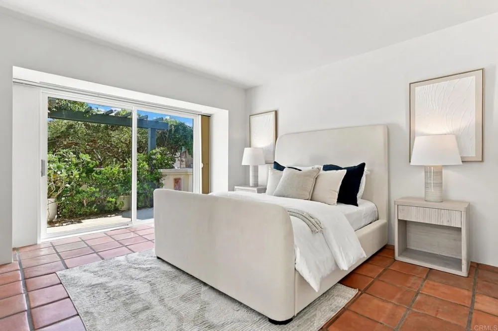 1939 S Pacific Street Oceanside, CA 92054
