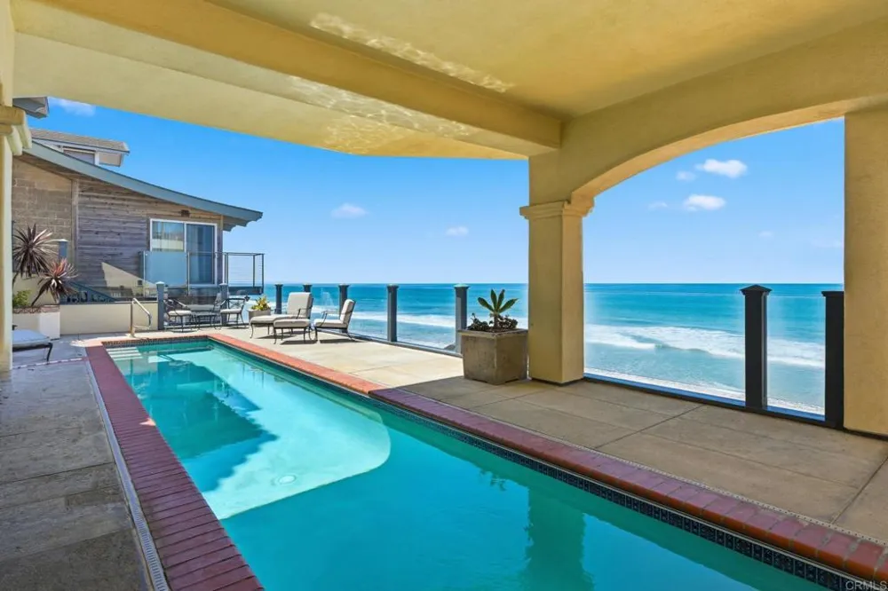 1939 S Pacific Street Oceanside, CA 92054