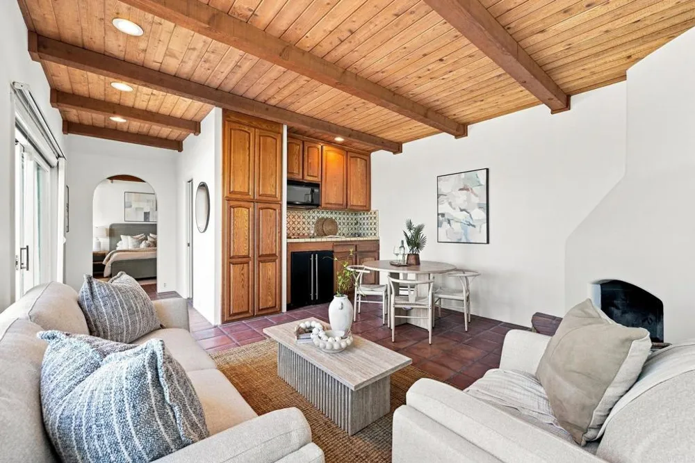 1939 S Pacific Street Oceanside, CA 92054