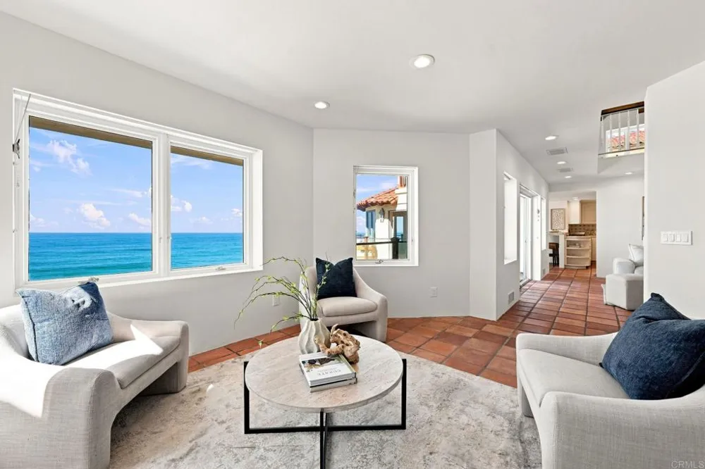 1939 S Pacific Street Oceanside, CA 92054