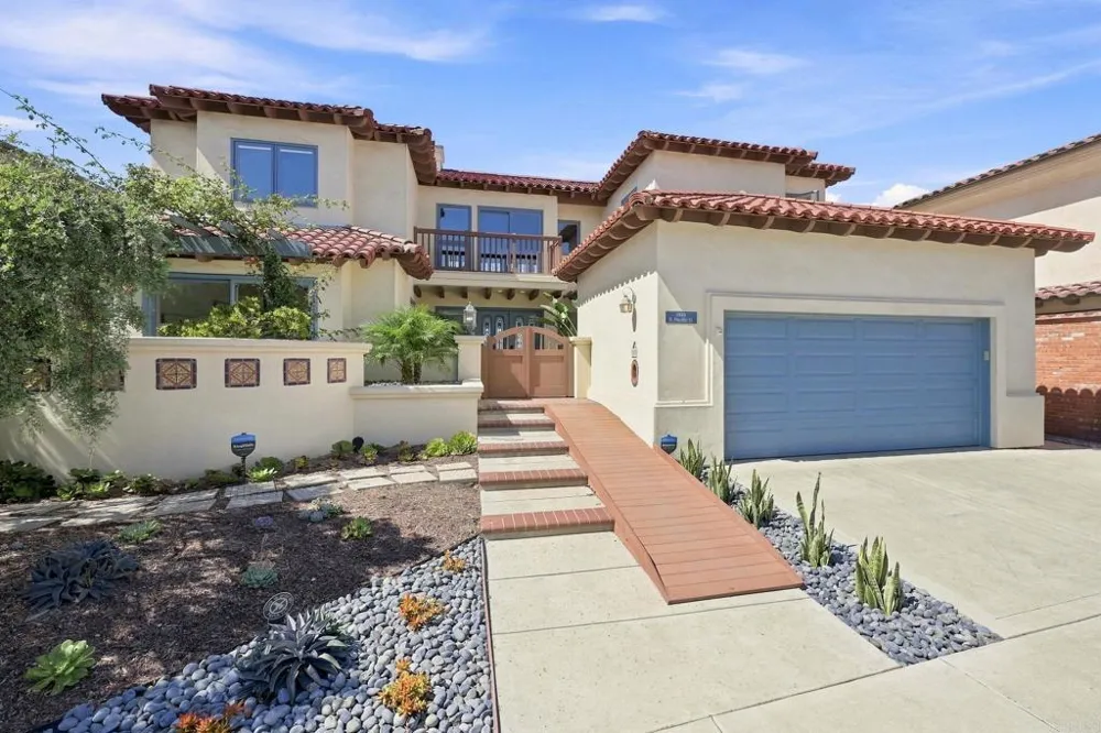 1939 S Pacific Street Oceanside, CA 92054