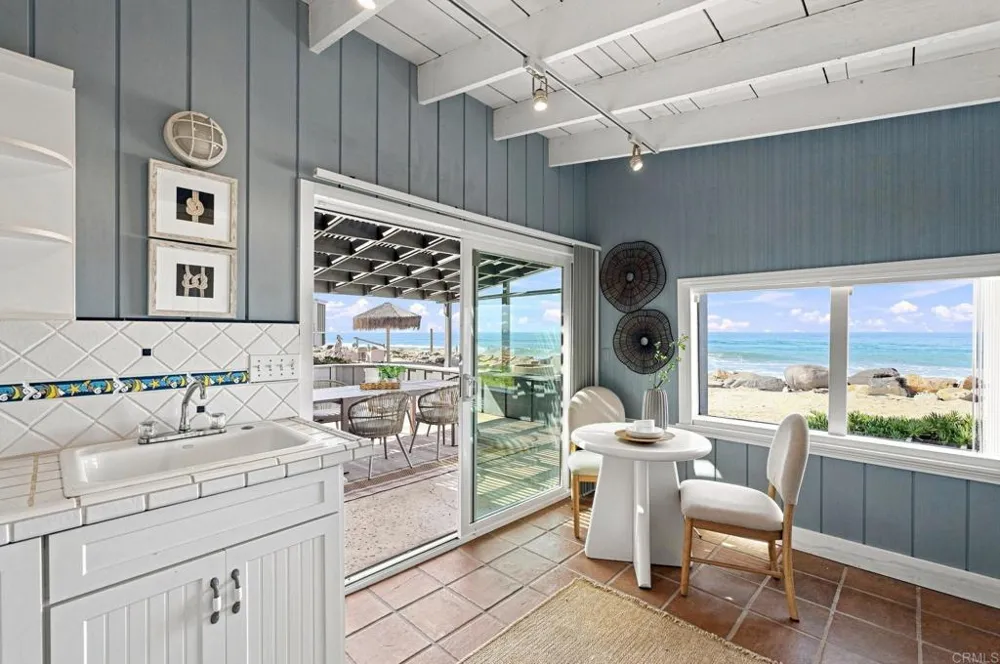 1939 S Pacific Street Oceanside, CA 92054