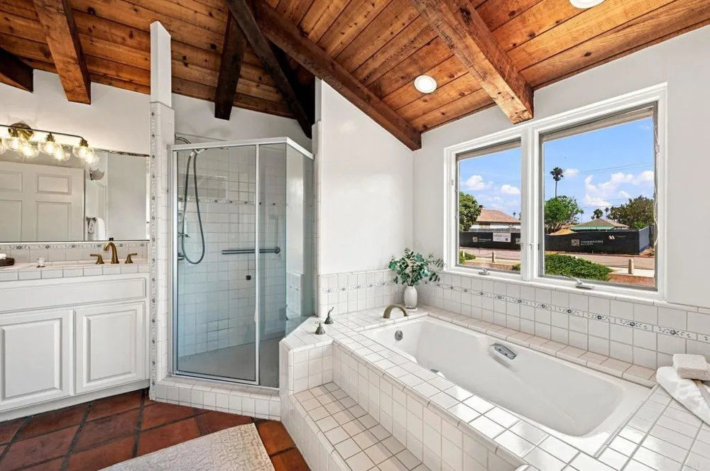 1939 S Pacific Street Oceanside, CA 92054