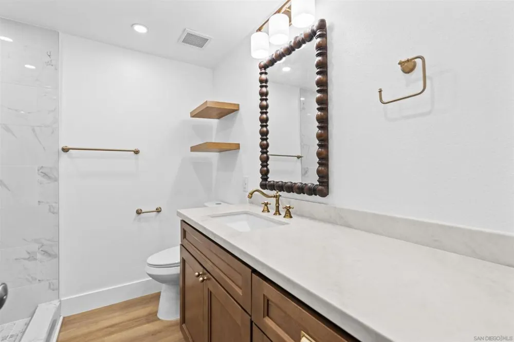 3606 Vista Rey #8 Oceanside, CA 92057