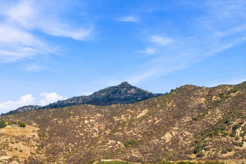4153 Vista Bonita Lane Escondido, CA 92025