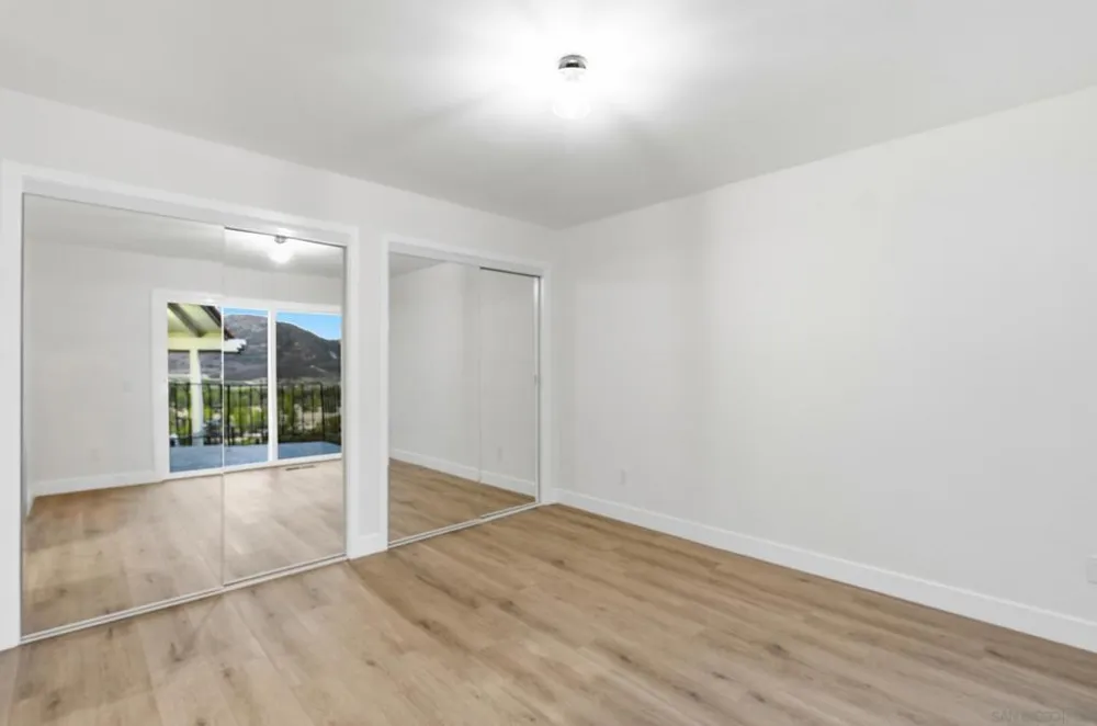 4153 Vista Bonita Lane Escondido, CA 92025