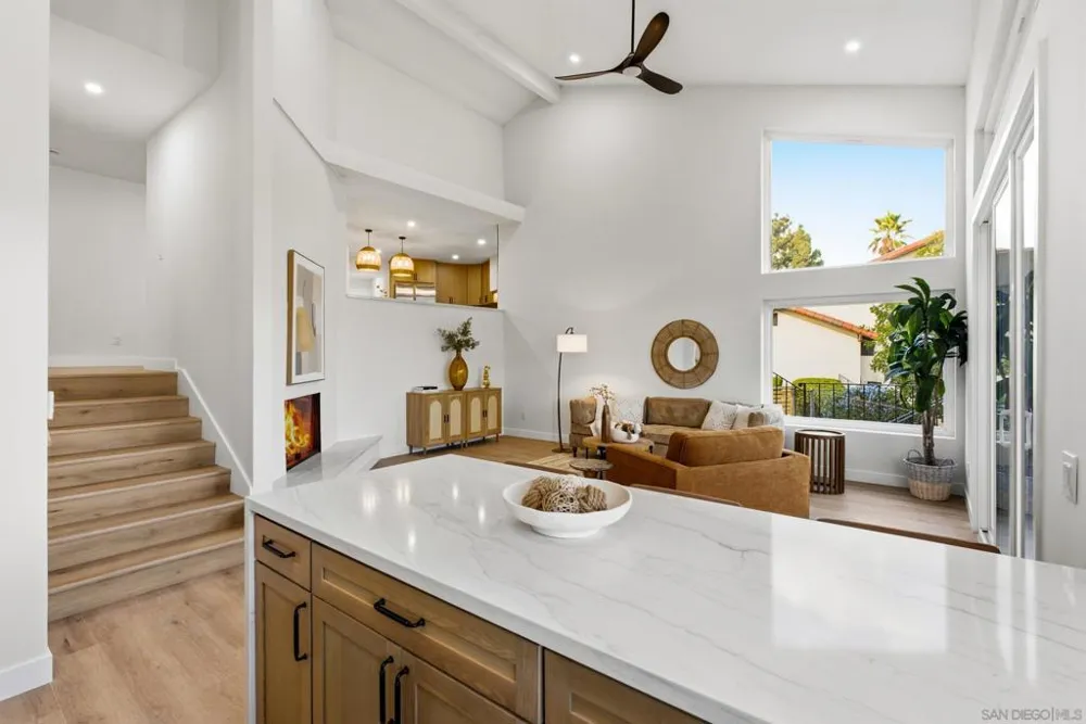 4153 Vista Bonita Lane Escondido, CA 92025