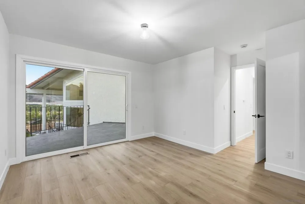 4153 Vista Bonita Lane Escondido, CA 92025
