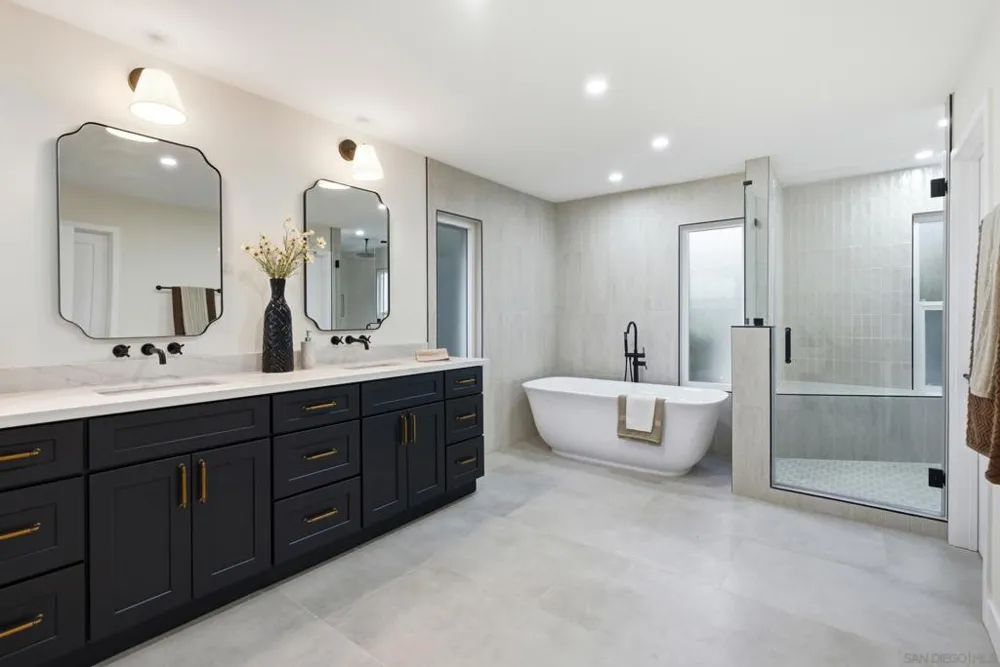 4153 Vista Bonita Lane Escondido, CA 92025