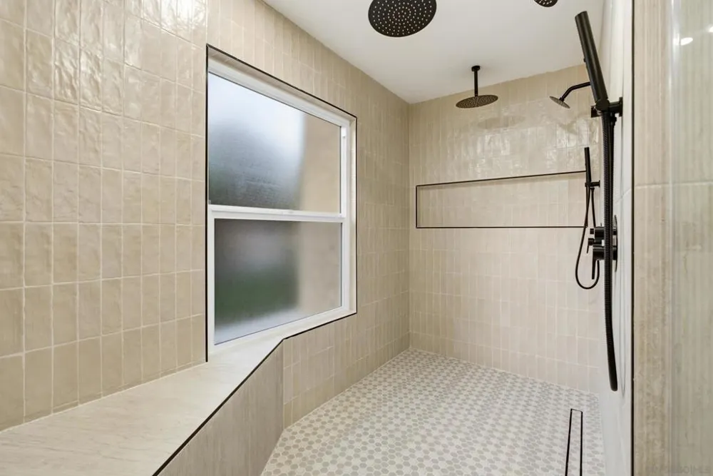 4153 Vista Bonita Lane Escondido, CA 92025