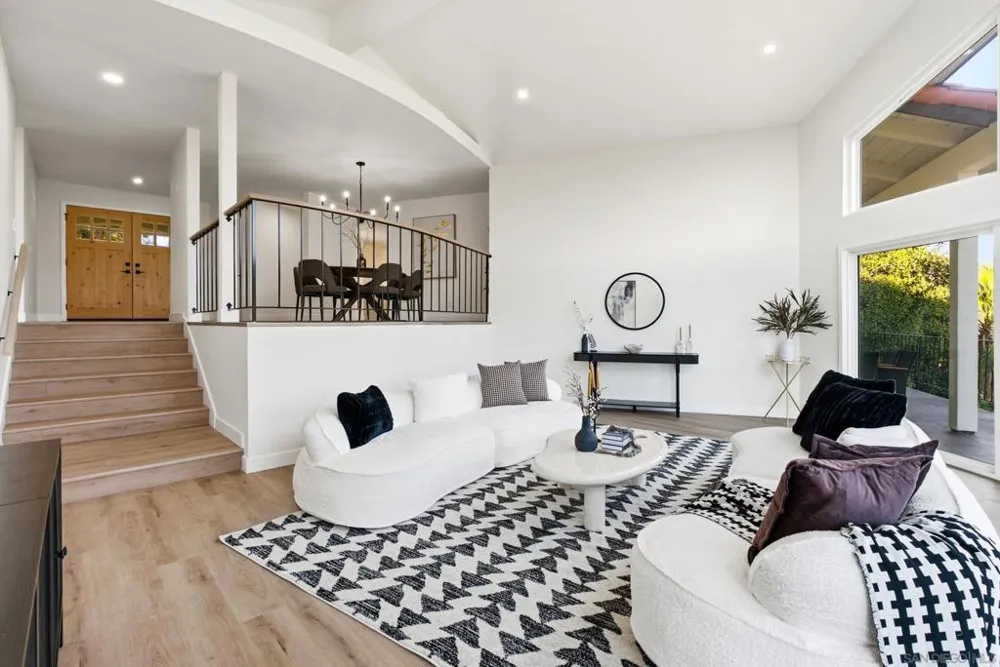 4153 Vista Bonita Lane Escondido, CA 92025
