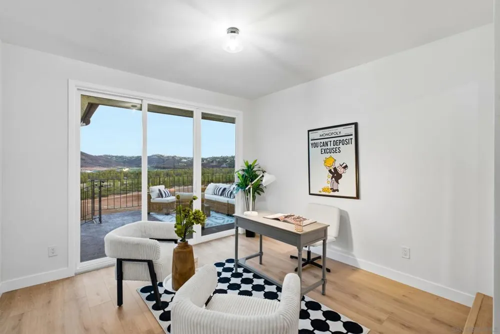 4153 Vista Bonita Lane Escondido, CA 92025