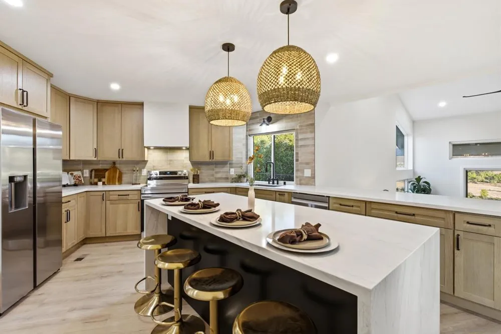 4153 Vista Bonita Lane Escondido, CA 92025