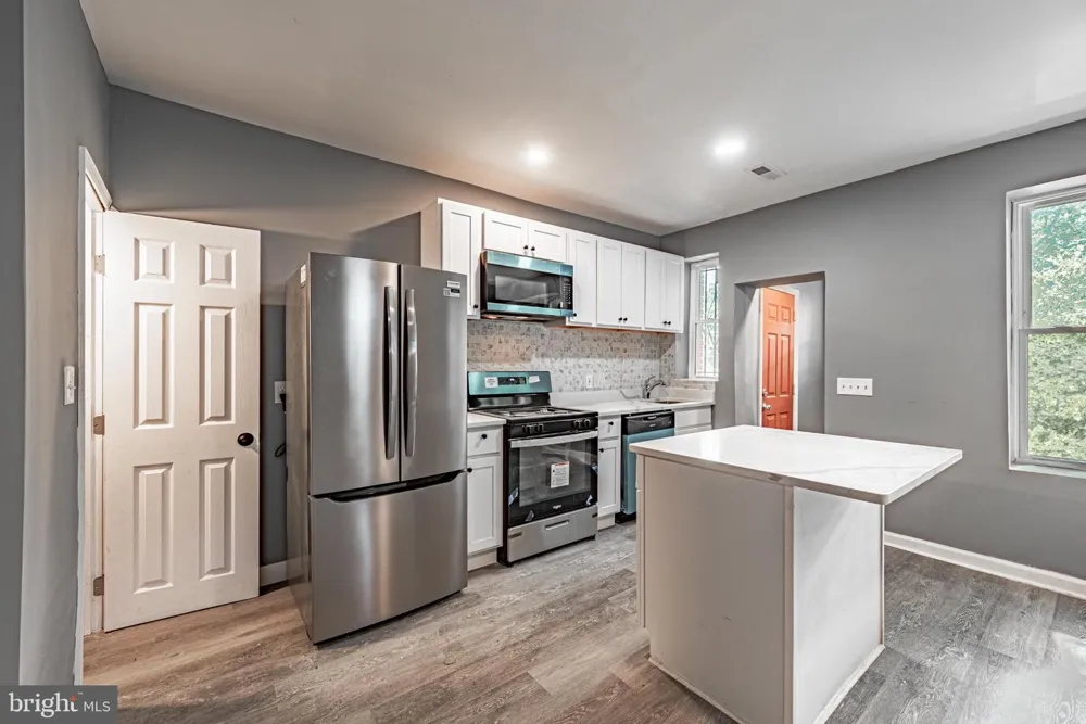 4216 REISTERSTOWN ROAD Baltimore, MD 21215