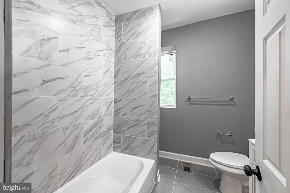 4216 REISTERSTOWN ROAD Baltimore, MD 21215