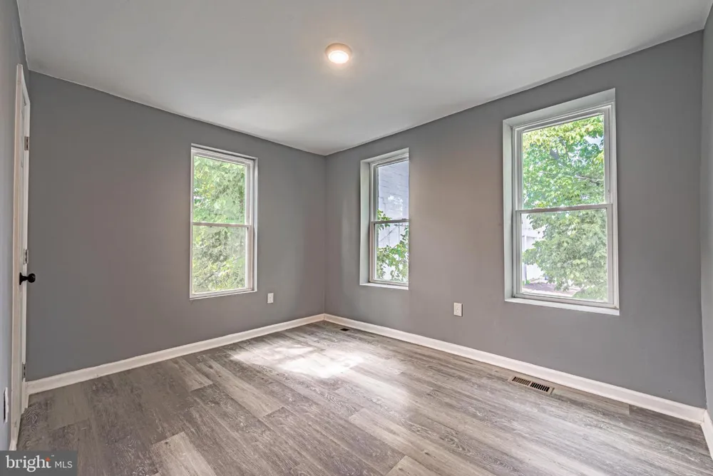 4216 REISTERSTOWN ROAD Baltimore, MD 21215