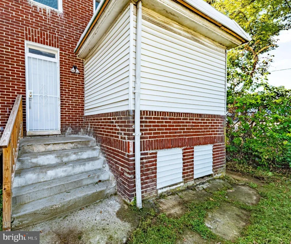 4216 REISTERSTOWN ROAD Baltimore, MD 21215