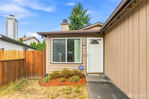 10114 52nd Drive NE