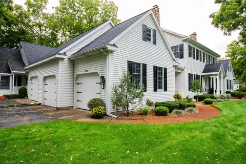 8259 Wallinwood Springs Drive