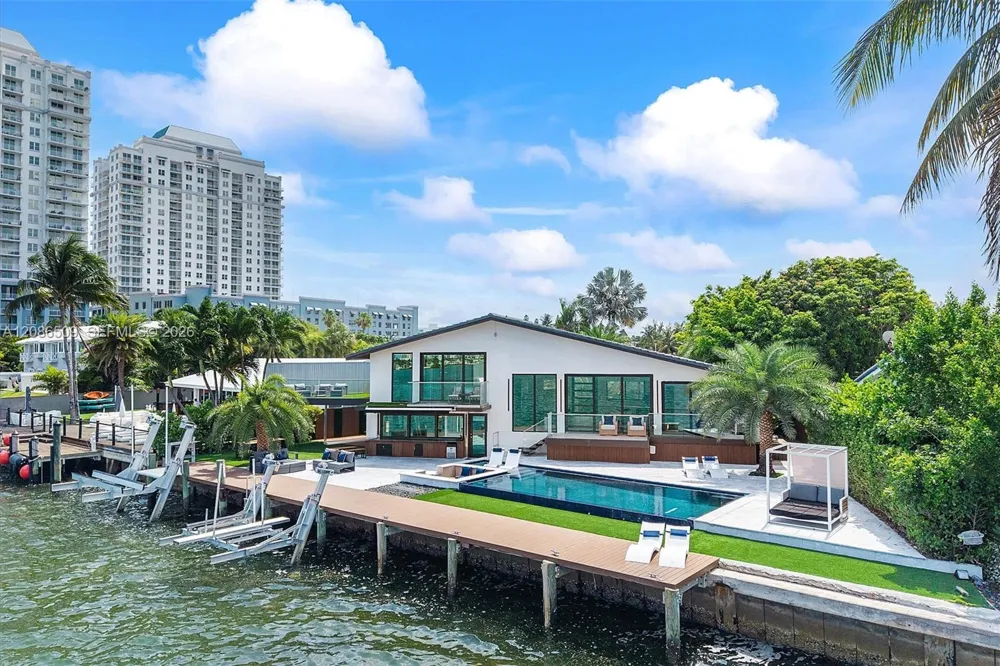 1244 NE 81st Ter Miami, FL 33138