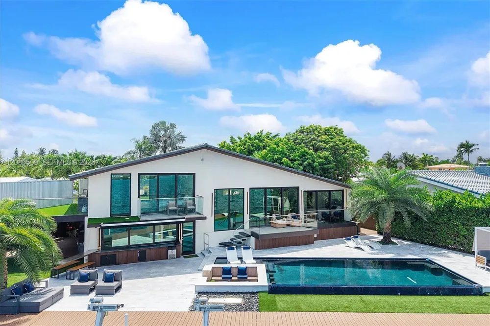 1244 NE 81st Ter Miami, FL 33138