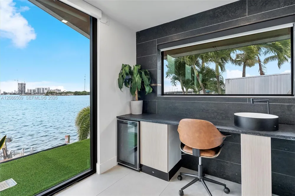 1244 NE 81st Ter Miami, FL 33138