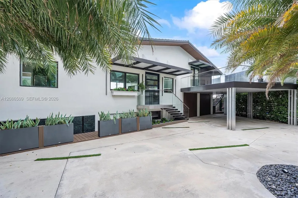 1244 NE 81st Ter Miami, FL 33138