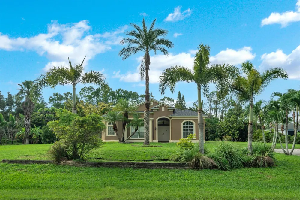 16785 81st Lane Loxahatchee, FL 33470