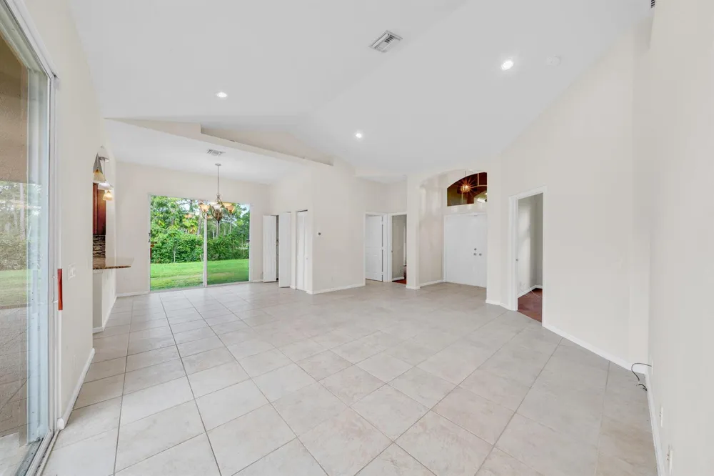 16785 81st Lane Loxahatchee, FL 33470