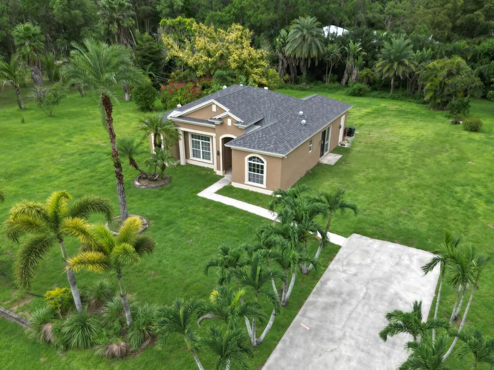 16785 81st Lane Loxahatchee, FL 33470