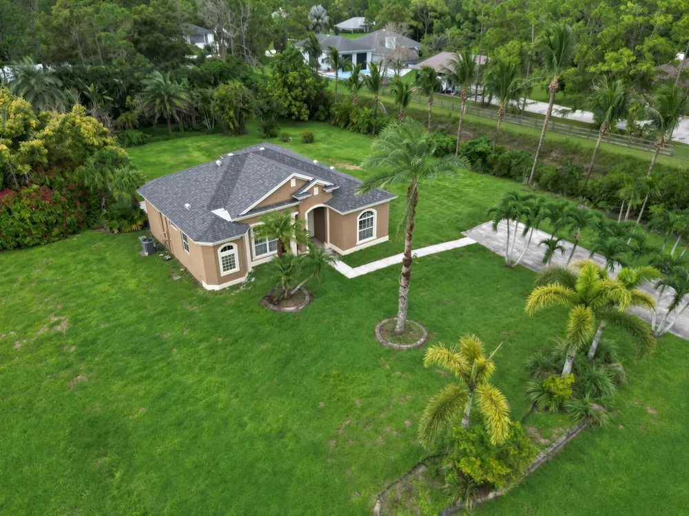 16785 81st Lane Loxahatchee, FL 33470