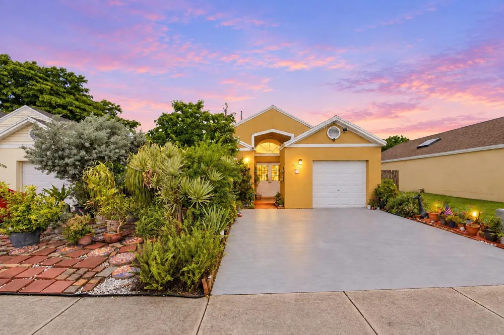 3680 Marlberry Lane Miramar, FL 33025