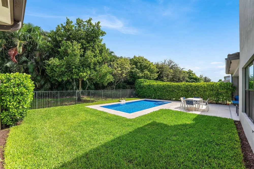 17516 Rainstream Road Boca Raton, FL 33496