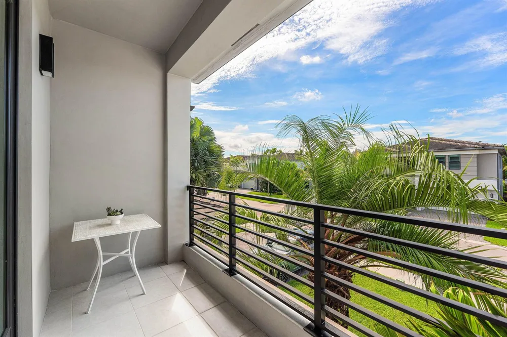 17516 Rainstream Road Boca Raton, FL 33496