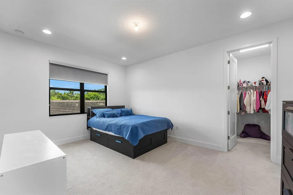 17516 Rainstream Road Boca Raton, FL 33496