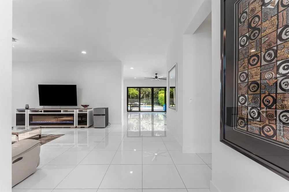 17516 Rainstream Road Boca Raton, FL 33496